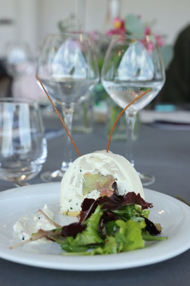 Le menu du jour servi au restaurant panoramique