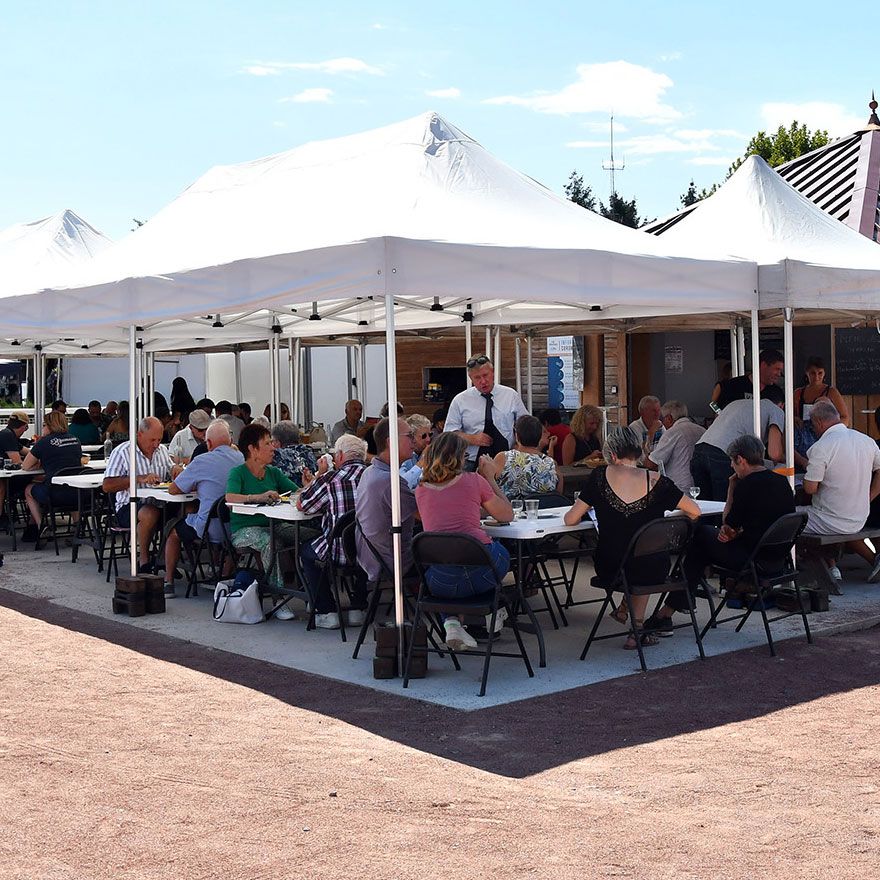 Espace Rotonde à l'hippodrome de Feurs